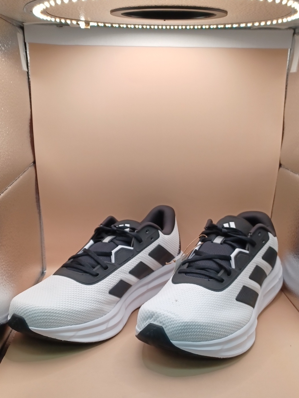 NWOB Adidas Galaxy 7 Men Running Shoes-White/Black Size 13 US JS0606